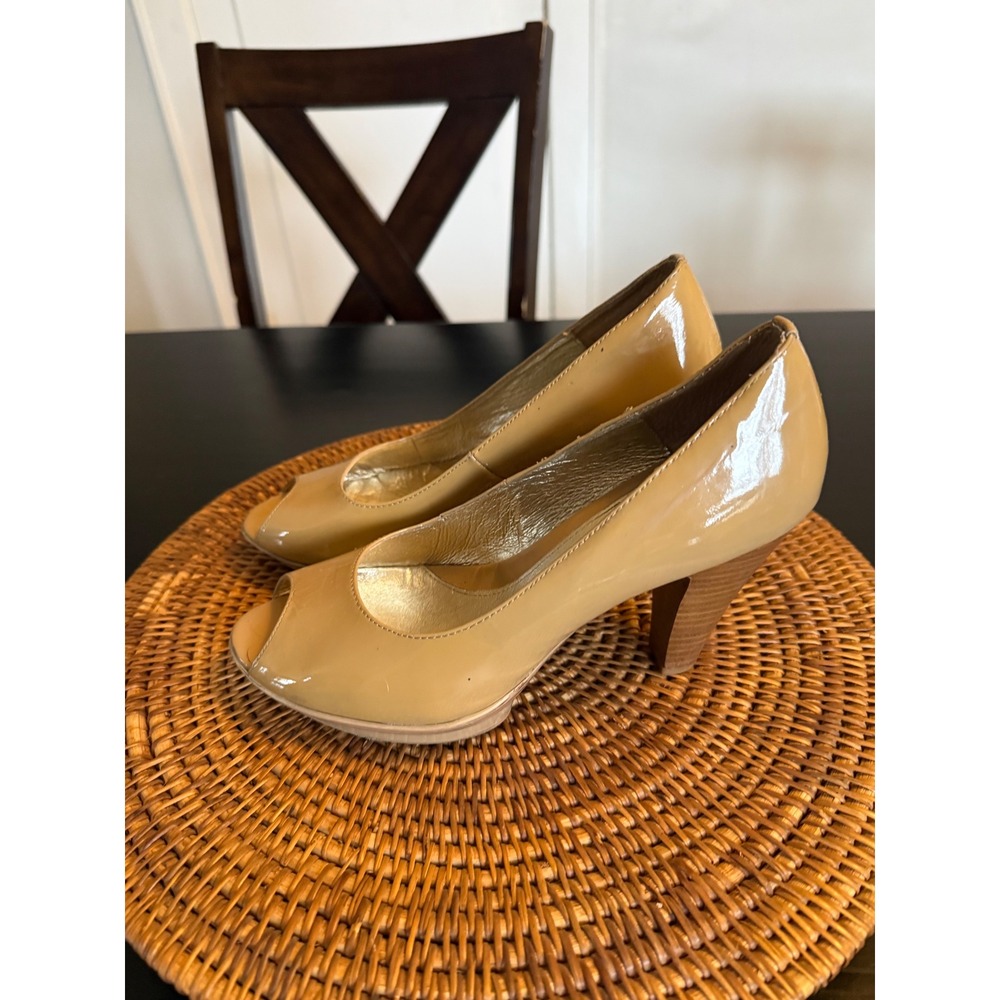 Sofft Tan Nude Patent Leather Peep Toe Platform Pumps Heels Womens 9M 1213313 - Picture 2 of 10